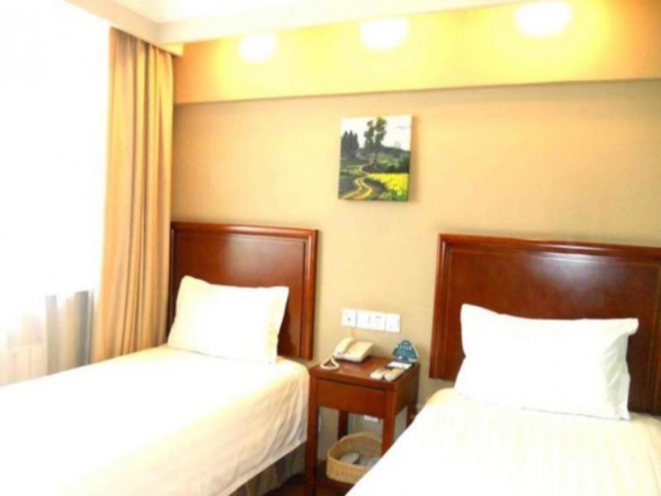 Green Tree Inn Urumqi South Xinhua Road Business Hotel 21/42