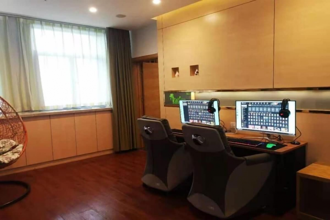 Vatica Hefei University of Technology North Gate 44/65
