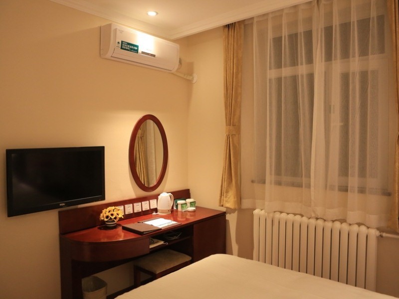 GreenTree Inn Beijing Fengtai District East Avenue Express Hotel 24/62
