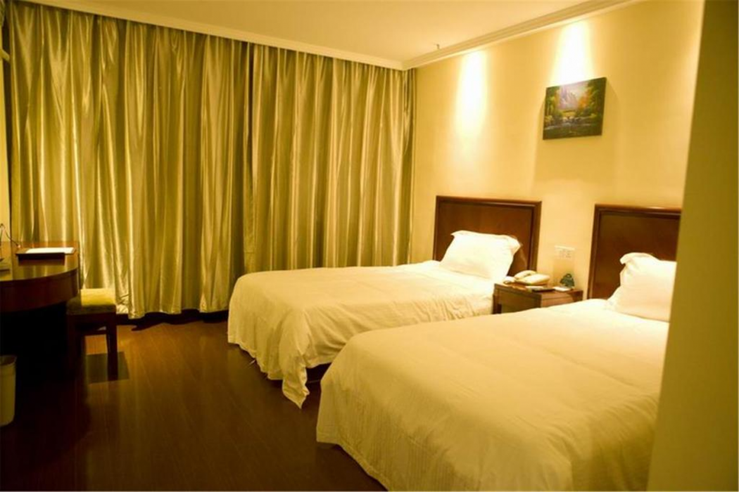 Greentree Inn Suzhou Taiping Town High-Speed North Station Express Hotel 12/31