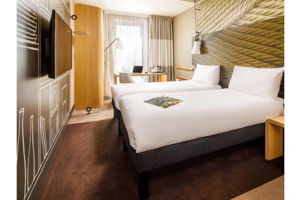 Ibis London Canning Town 17/66