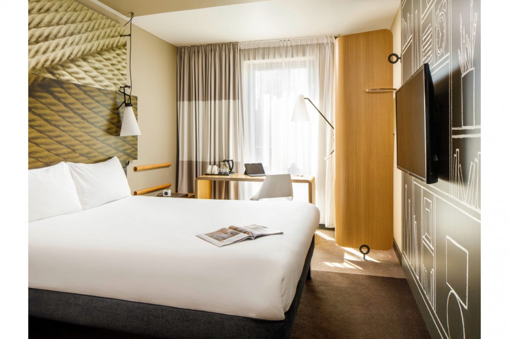 Ibis London Canning Town 13/66