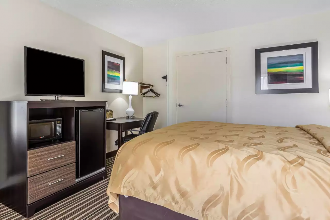 Quality Inn Pinehurst Area 8/32