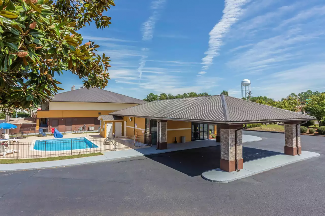 Quality Inn Pinehurst Area 2/32