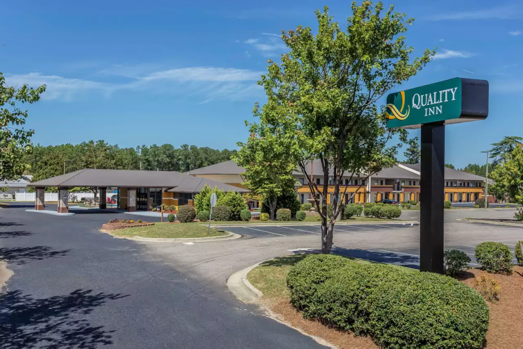Quality Inn Pinehurst Area 1/32