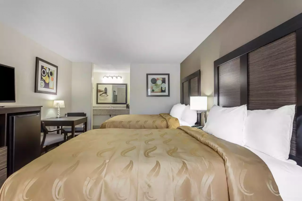 Quality Inn Pinehurst Area 10/32