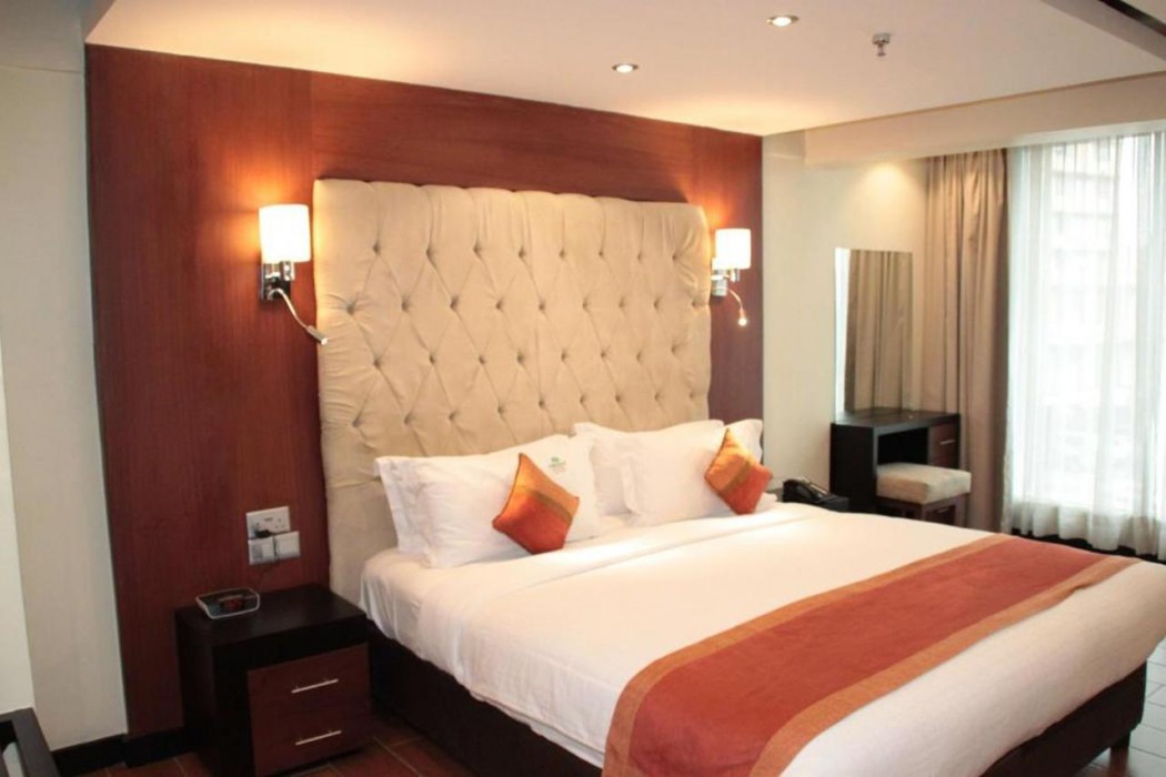 Best Western Plus Meridian Hotel 18/28