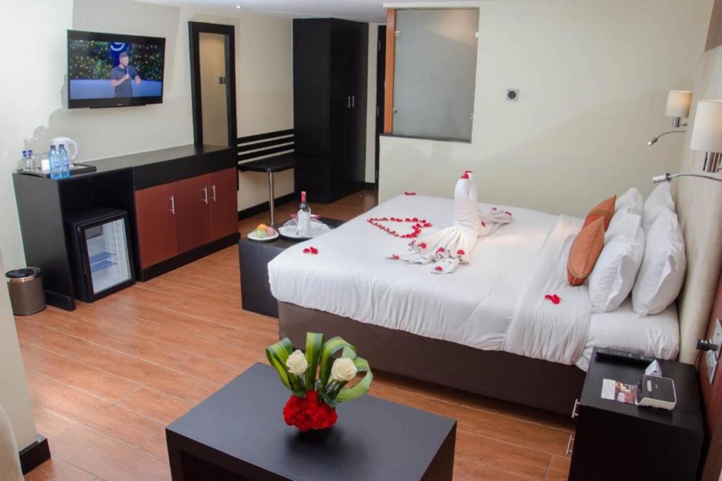 Best Western Plus Meridian Hotel 17/28