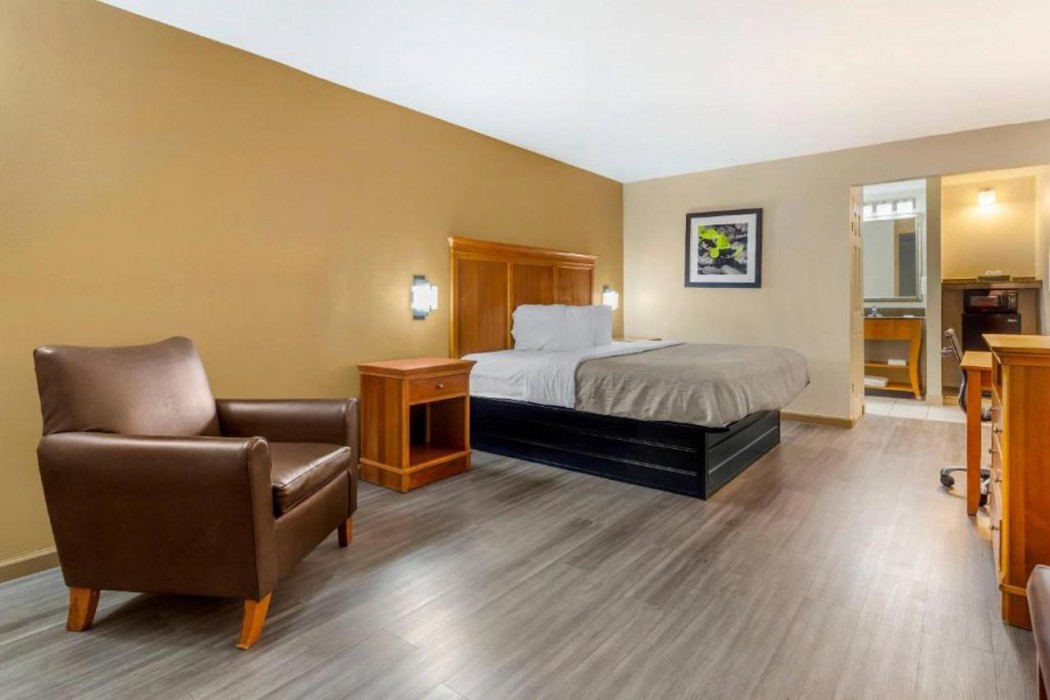 Quality Inn Lumberton 17/30