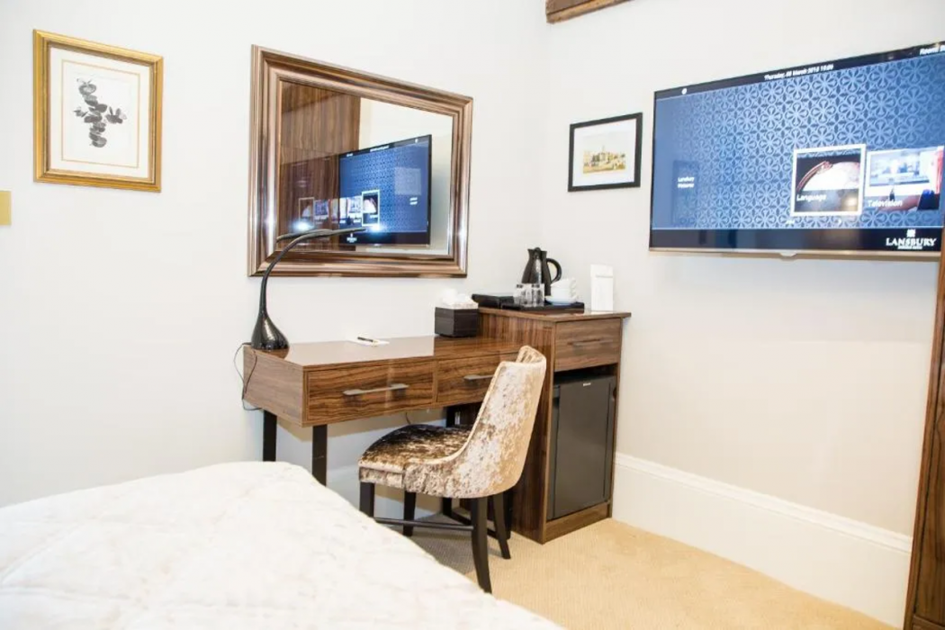 The Lansbury Heritage Hotel and Spa by Sunday Canary Wharf, London 16/51