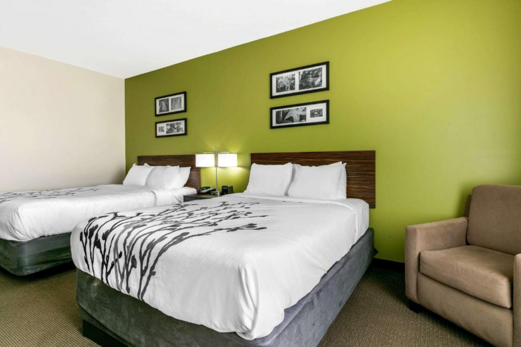 Sleep Inn & Suites Columbia I-65, TN 4/28