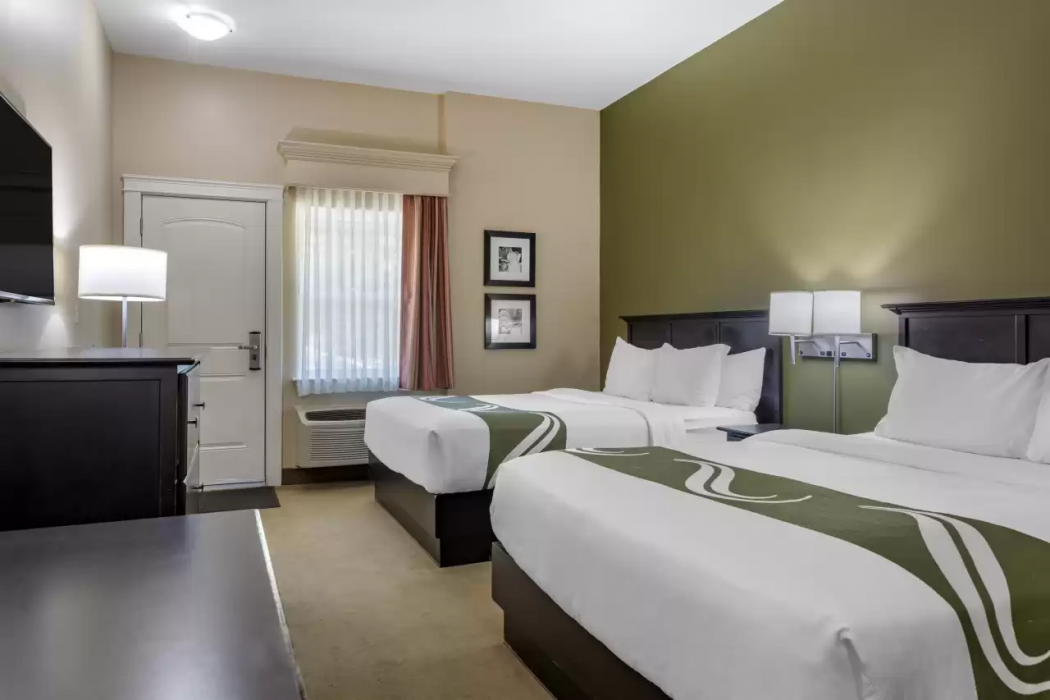 Quality Inn & Suites Quispamsis 9/26