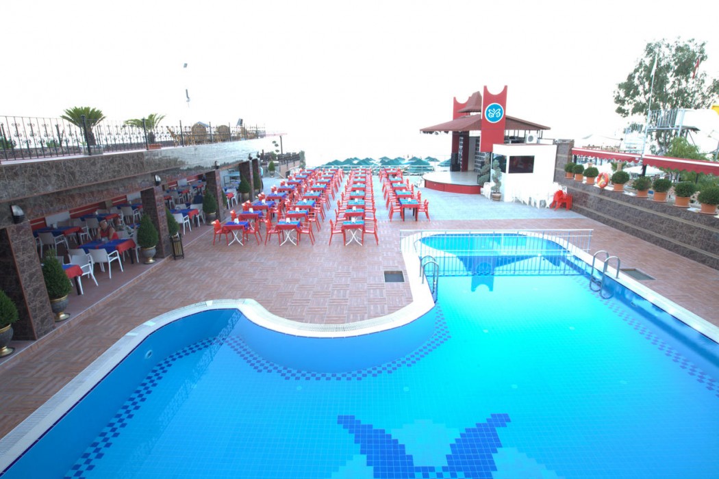 Aleria Belport Beach Hotel 33/71