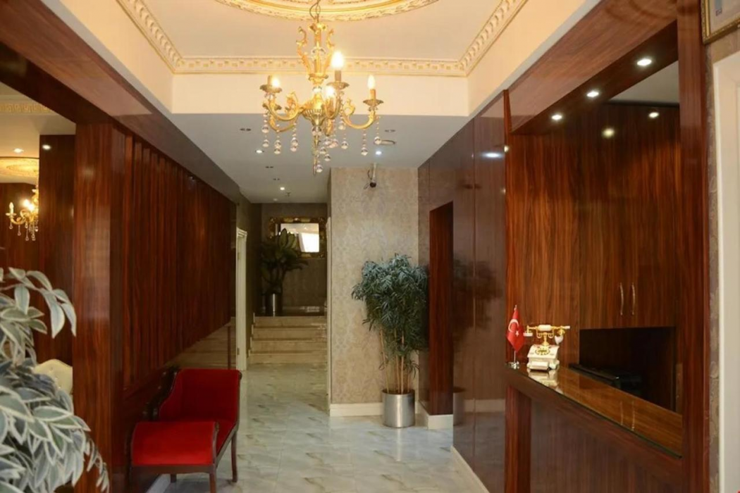 Lobby at Sahra Airport Hotel, ISTANBUL