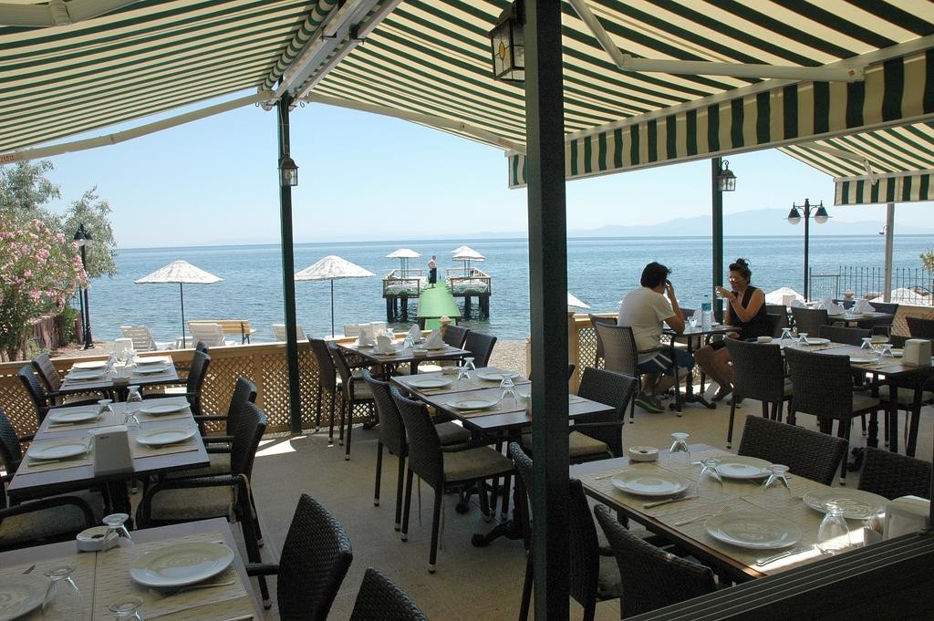ASSOS OLEAS HOTEL 6/10