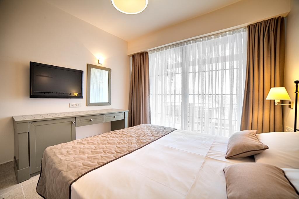 ASSOS OLEAS HOTEL 4/10