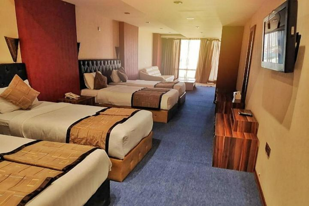 BELLA ROMA HOTEL 10/14