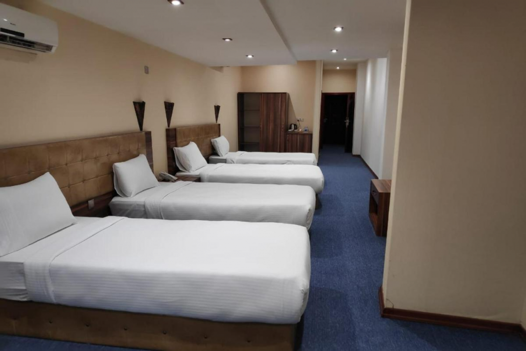 BELLA ROMA HOTEL 6/14
