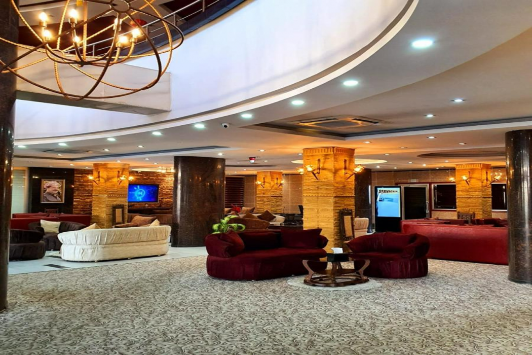 BELLA ROMA HOTEL 12/14