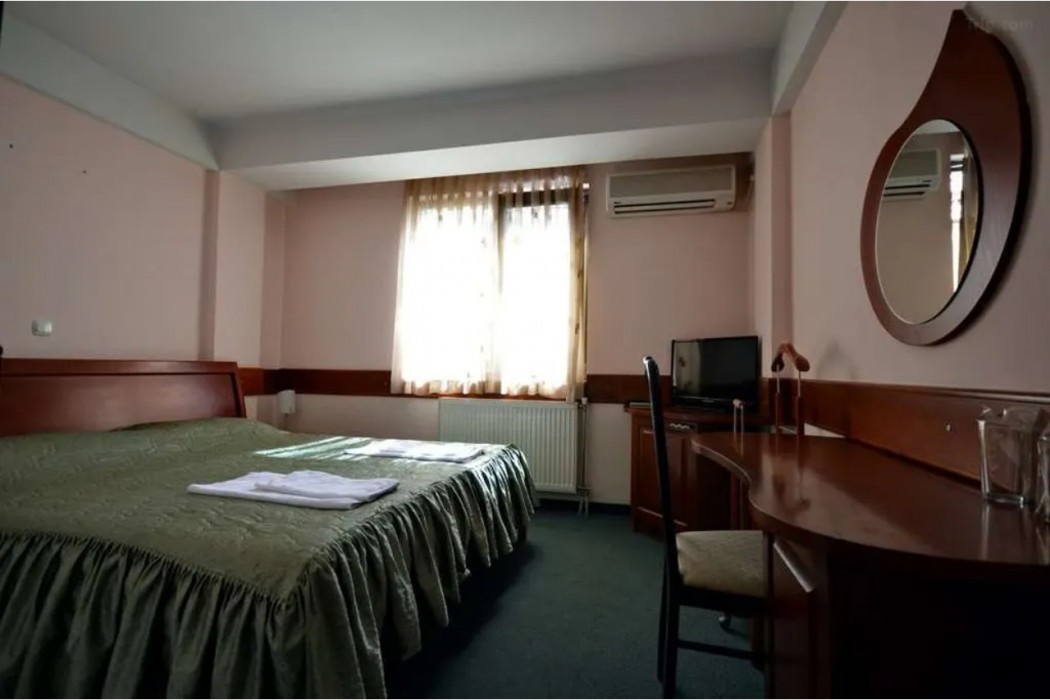 Cingo Hotel 12/62