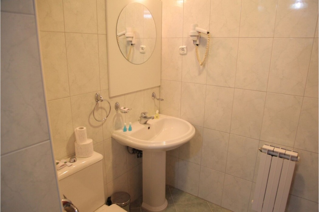 Cingo Hotel 10/62