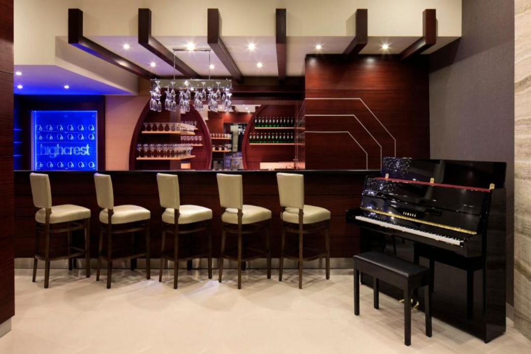HighCrest Hotel 9/10