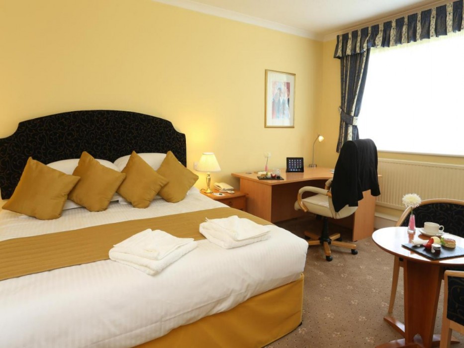 CBH The Tiverton Hotel 5/44