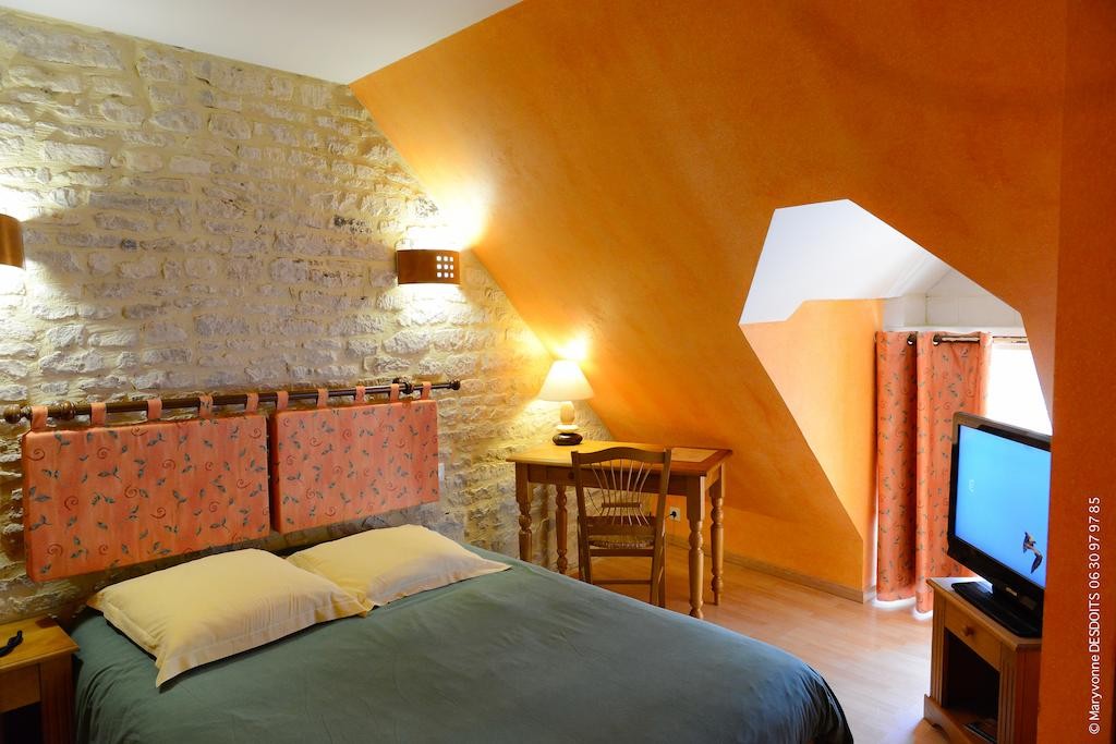 AUBERGE DE LA MUE 1/20