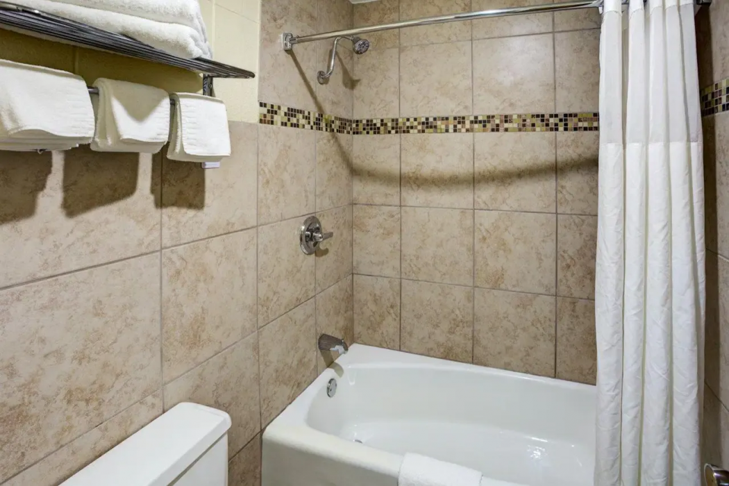 Econo Lodge Phillipsburg, KS 9/18