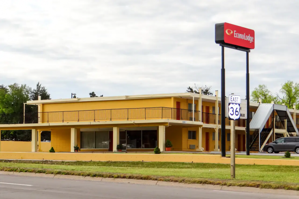 Econo Lodge Phillipsburg, KS 1/18