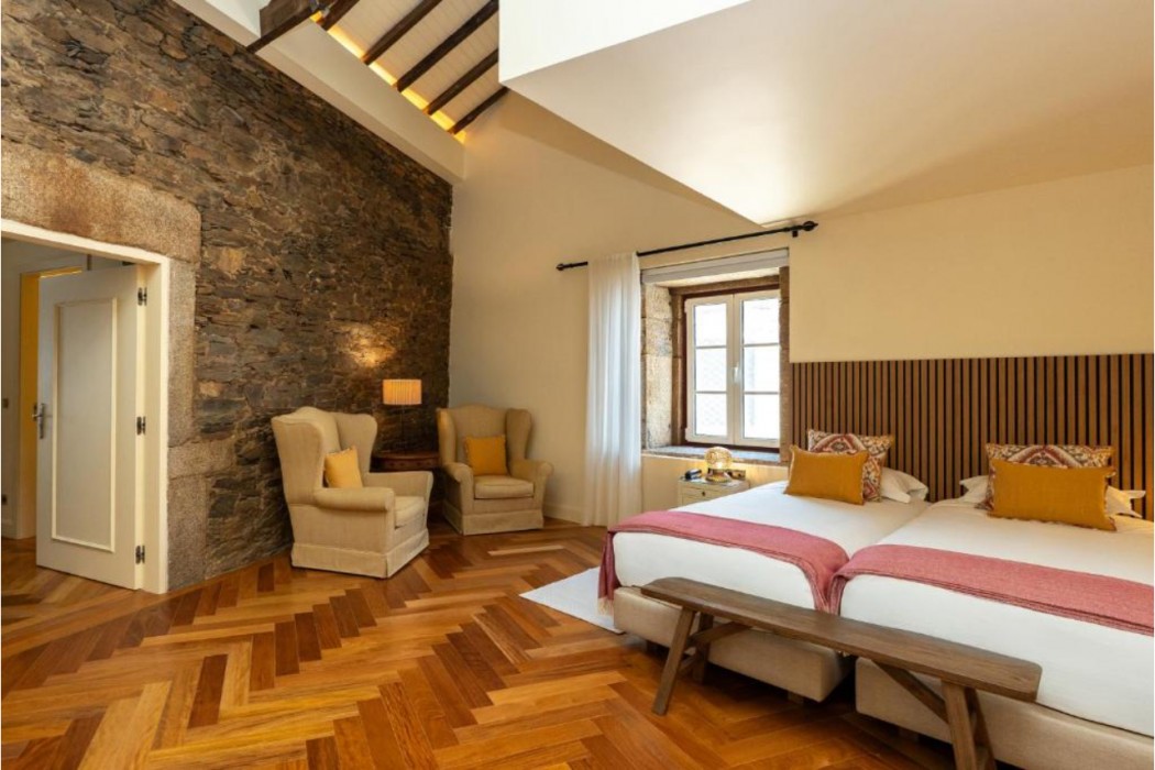 The Manor House Celeiros 15/75