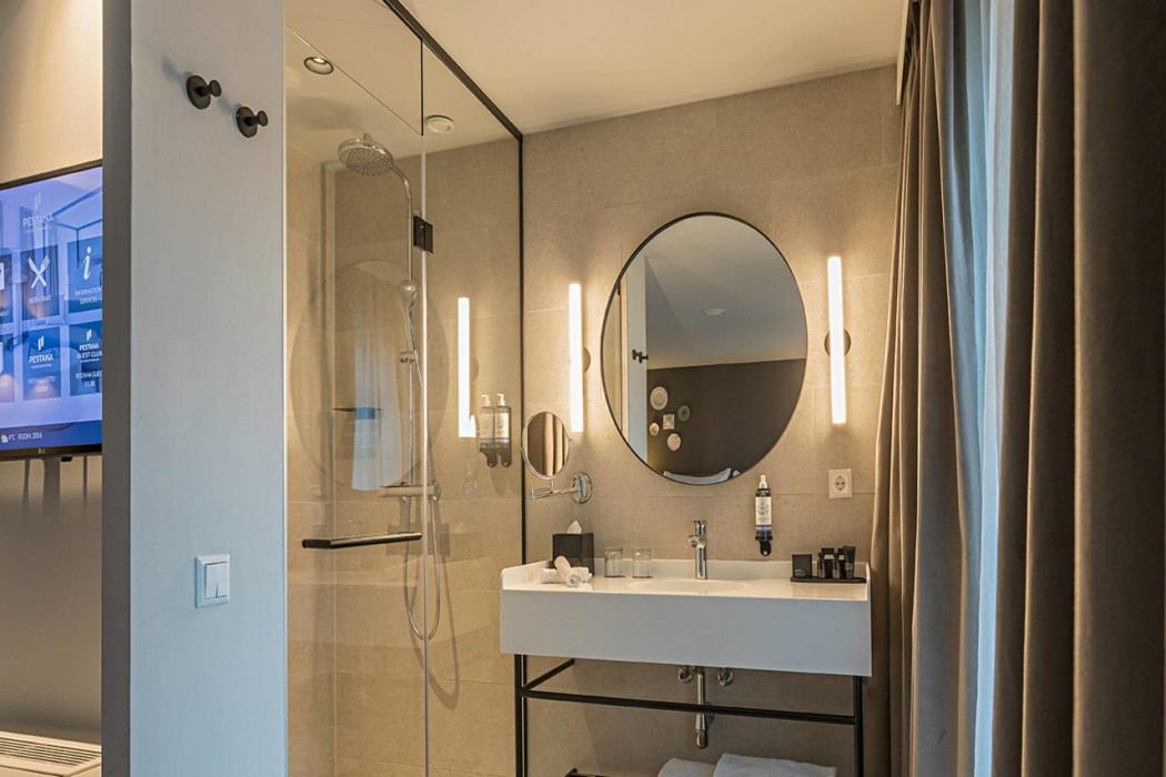 Pestana Amsterdam Riverside 16/28