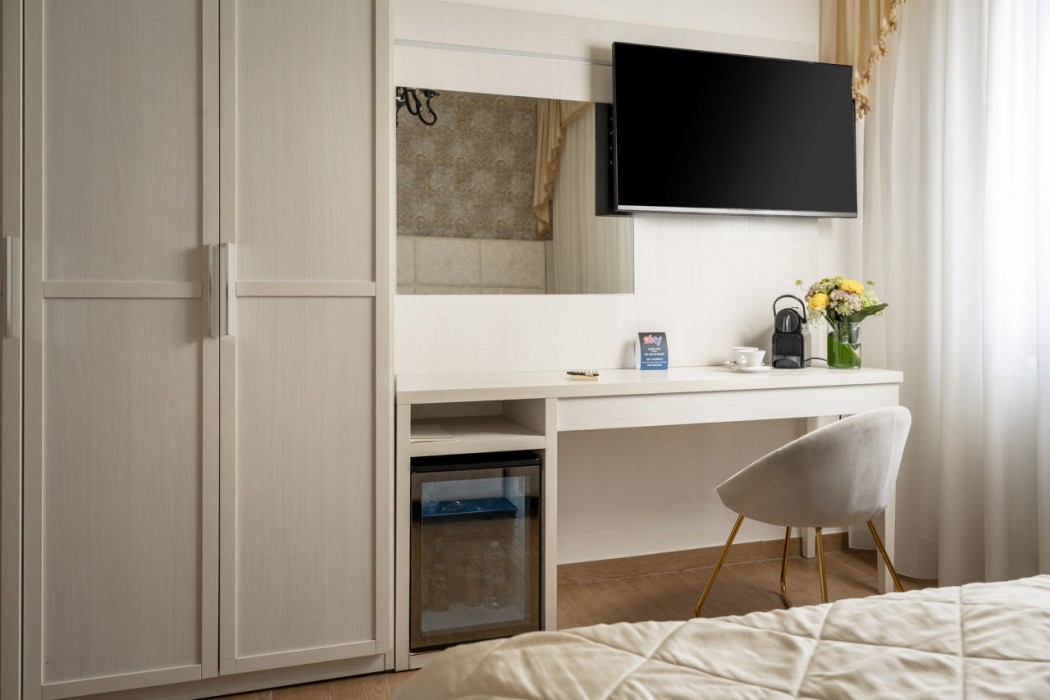 Hotel Re Enzo 37/102