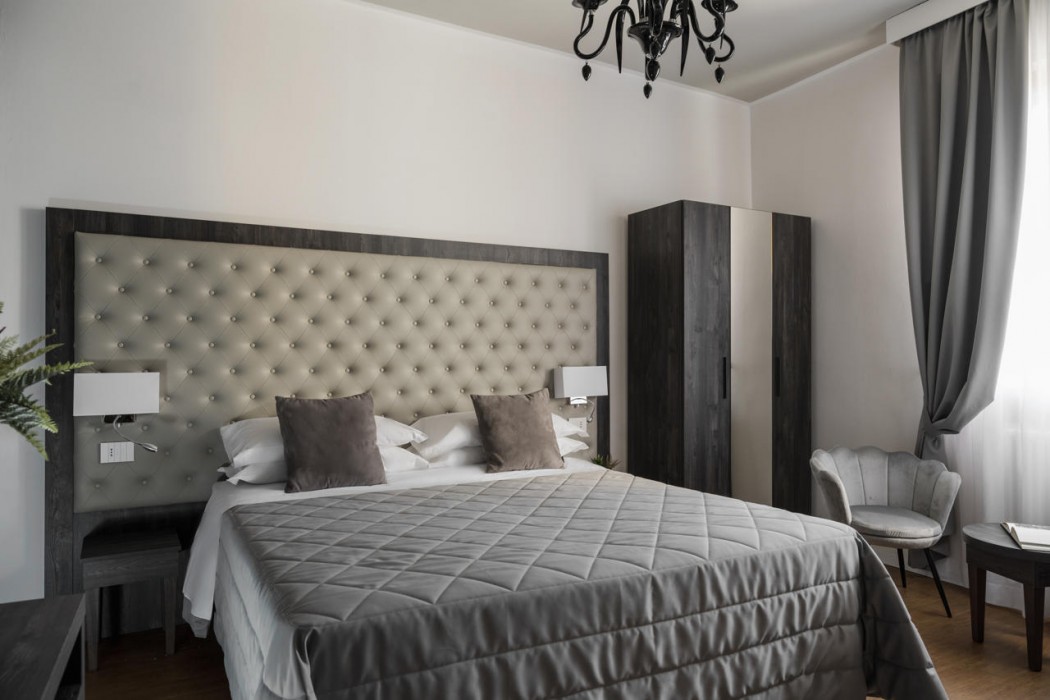 Hotel Re Enzo 51/102