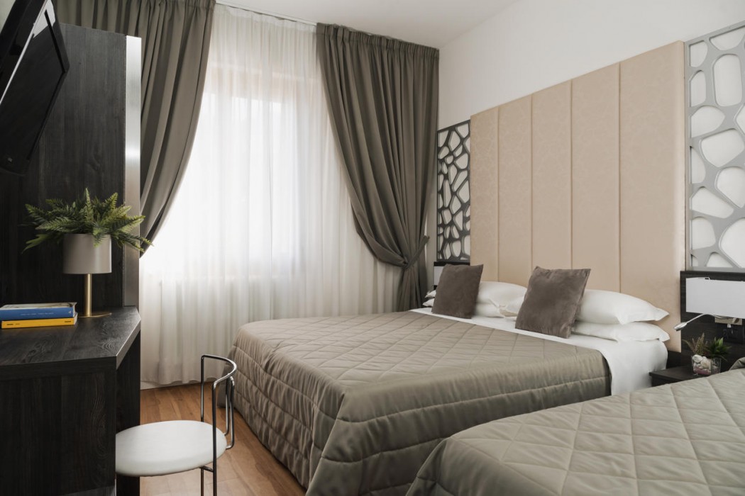 Hotel Re Enzo 13/102