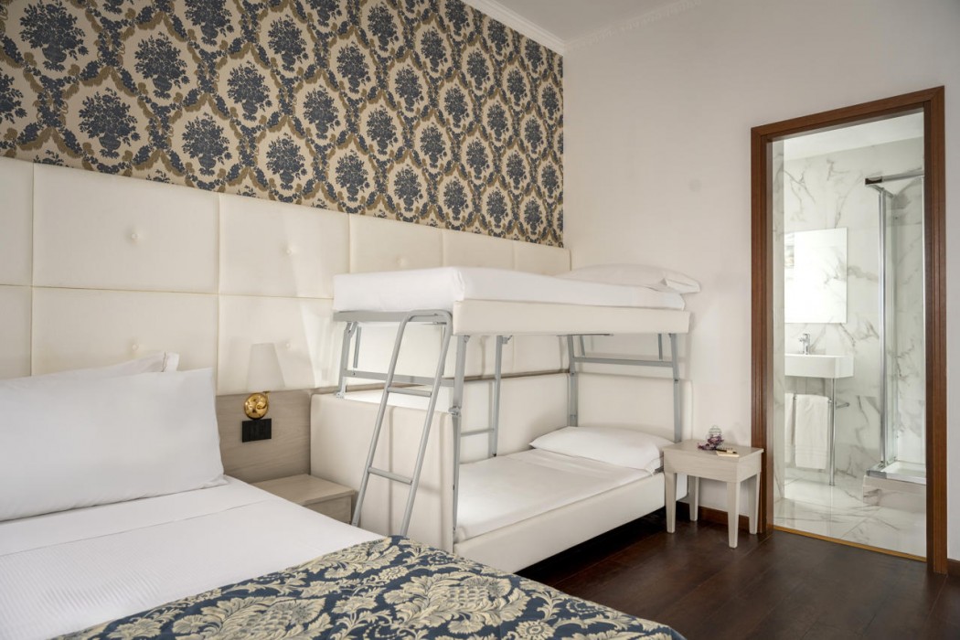 Hotel Re Enzo 18/102