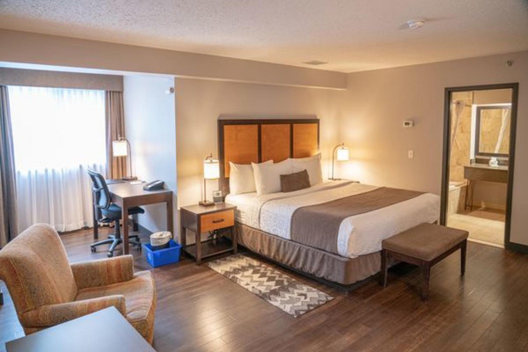Canmore Pocaterra Inn & Waterslide 23/81