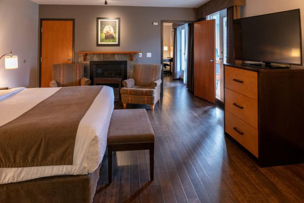 Canmore Pocaterra Inn & Waterslide 13/81