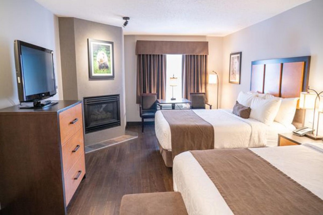 Canmore Pocaterra Inn & Waterslide 17/81