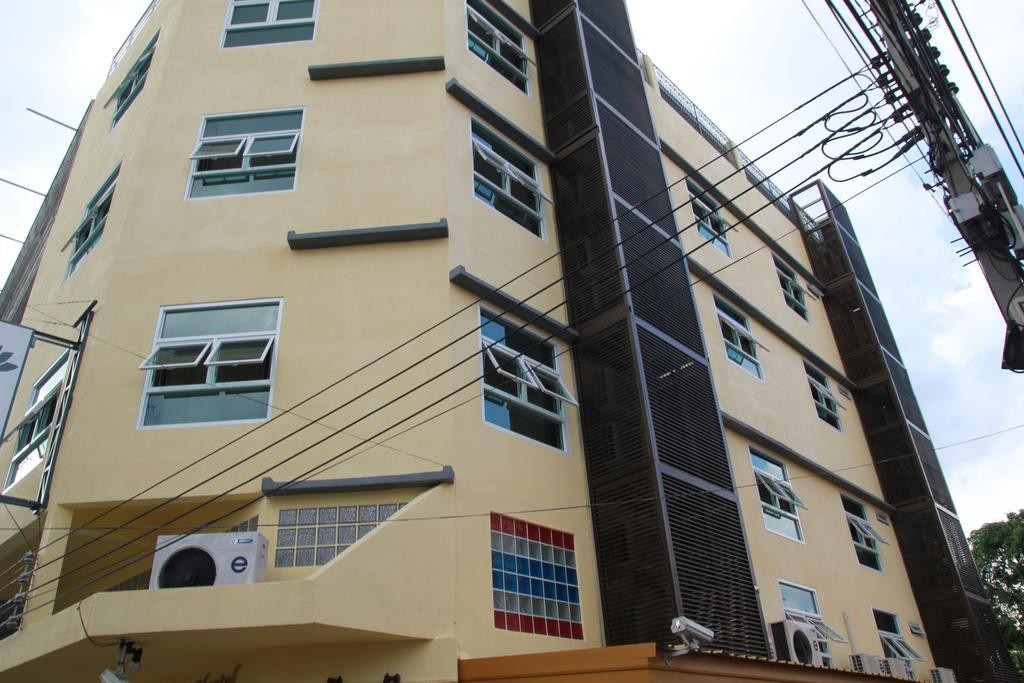 AU BON HOSTEL 1/58
