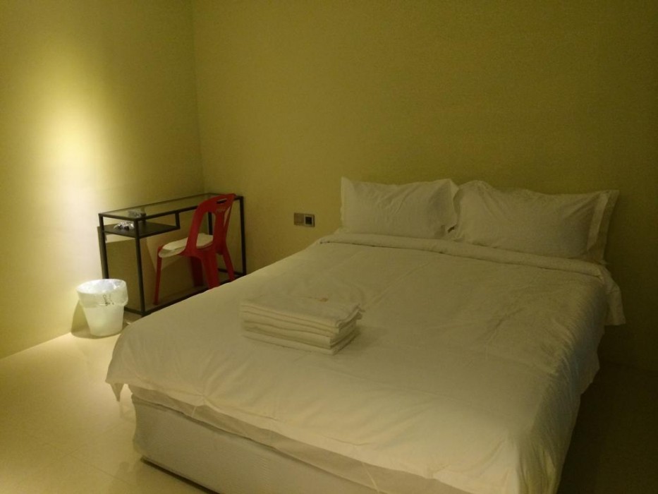 AU BON HOSTEL 17/58