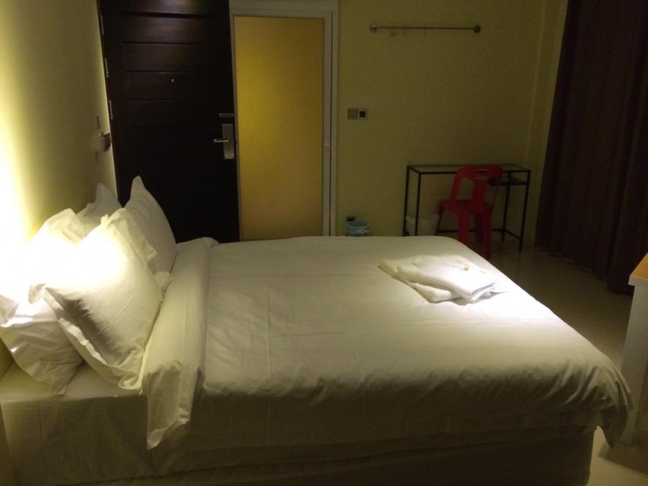 AU BON HOSTEL 14/58