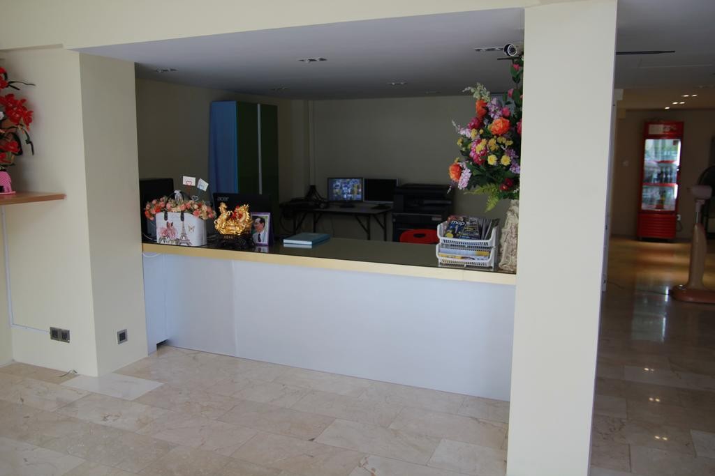 AU BON HOSTEL 8/58
