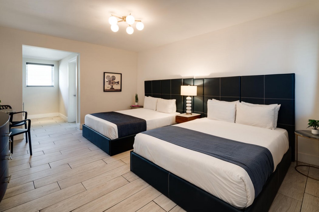 Waterside Hotel and Suites 17/86