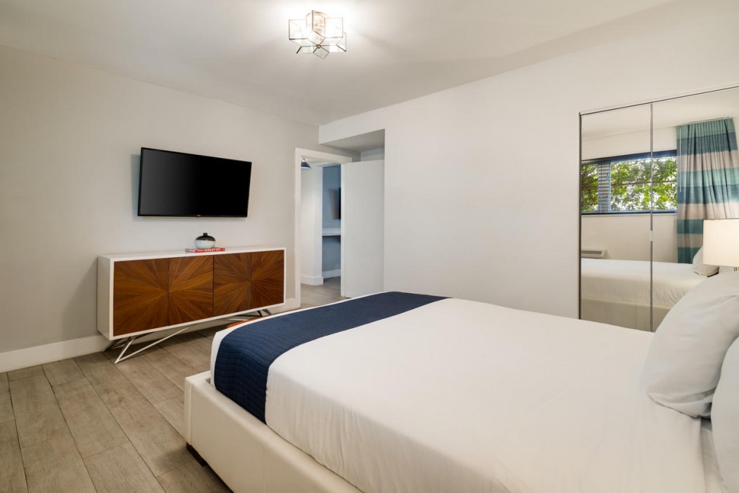 Waterside Hotel and Suites 34/86
