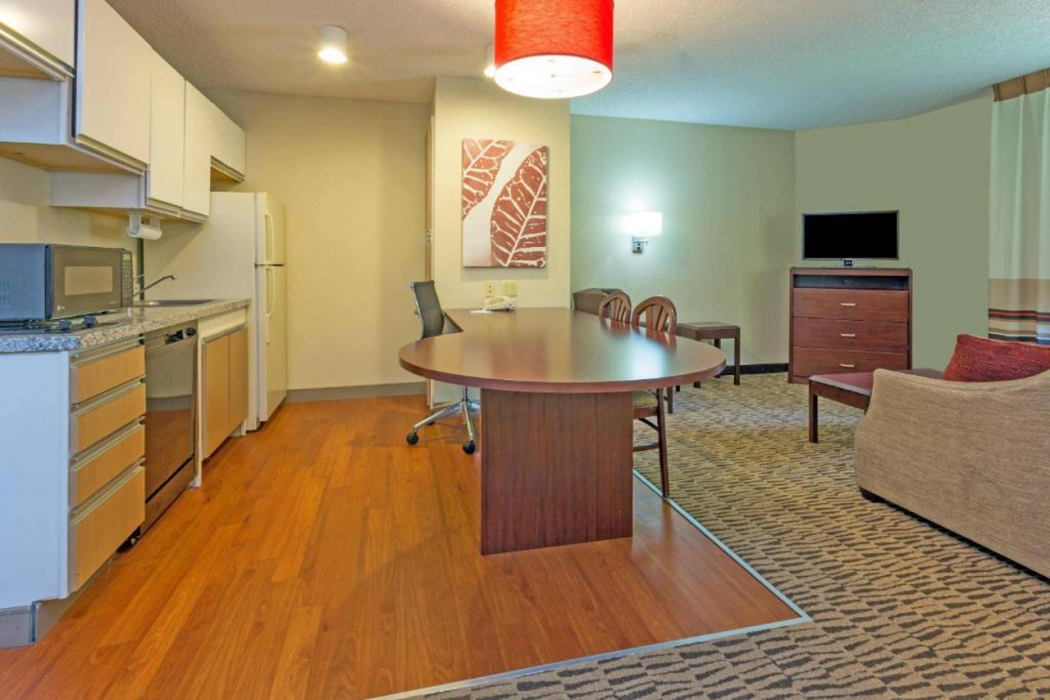 MainStay Suites Detroit Auburn Hills 10/20