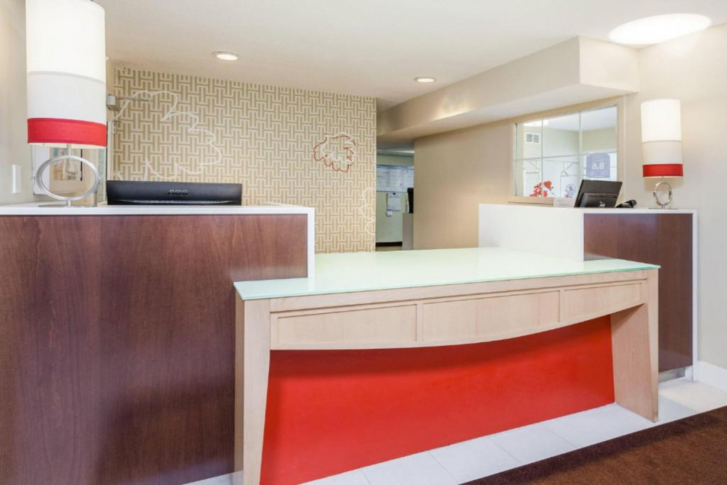 MainStay Suites Detroit Auburn Hills 2/20