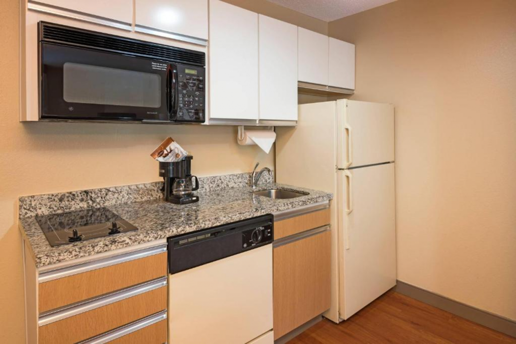 MainStay Suites Detroit Auburn Hills 12/20