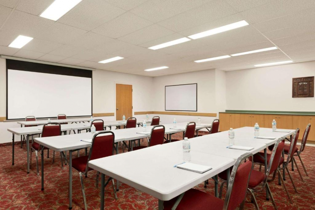 Travelodge by Wyndham Port Elgin 14/28