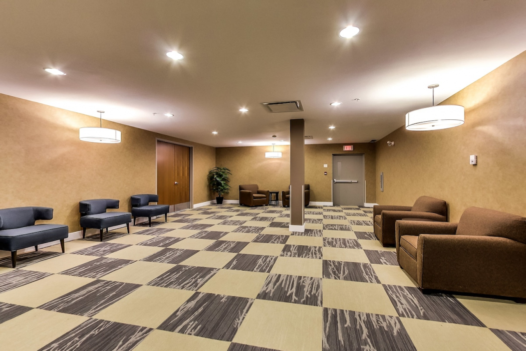 Radisson Hotel Edmonton Airport 24/26